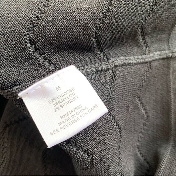 ROMEO AND JULIET BLACK DRESS - Picture 12 of 12